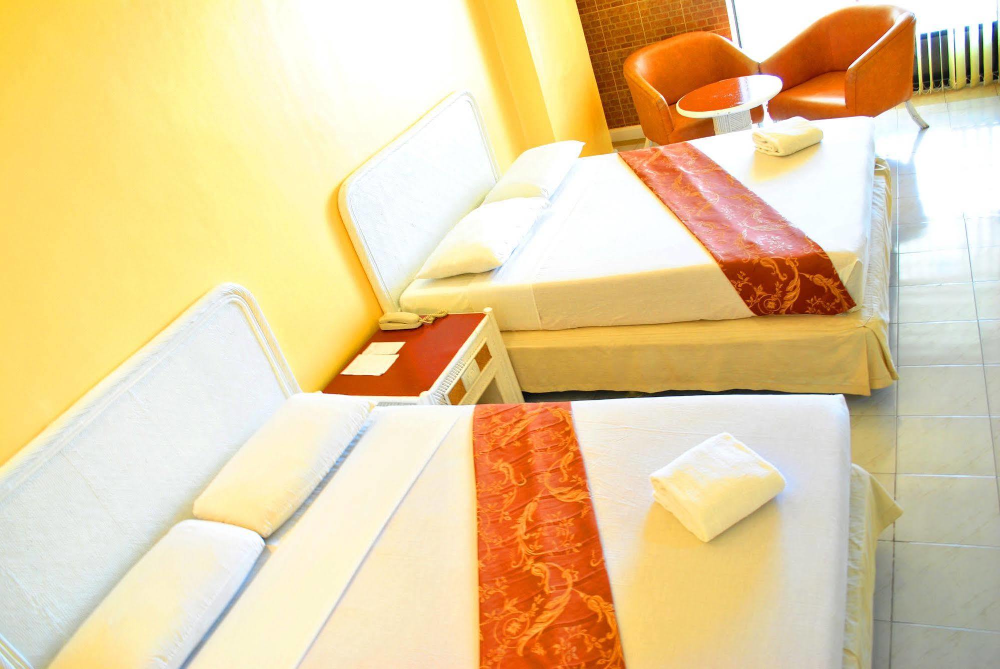 Leyte Park Resort Hotel Tacloban Eksteriør bilde