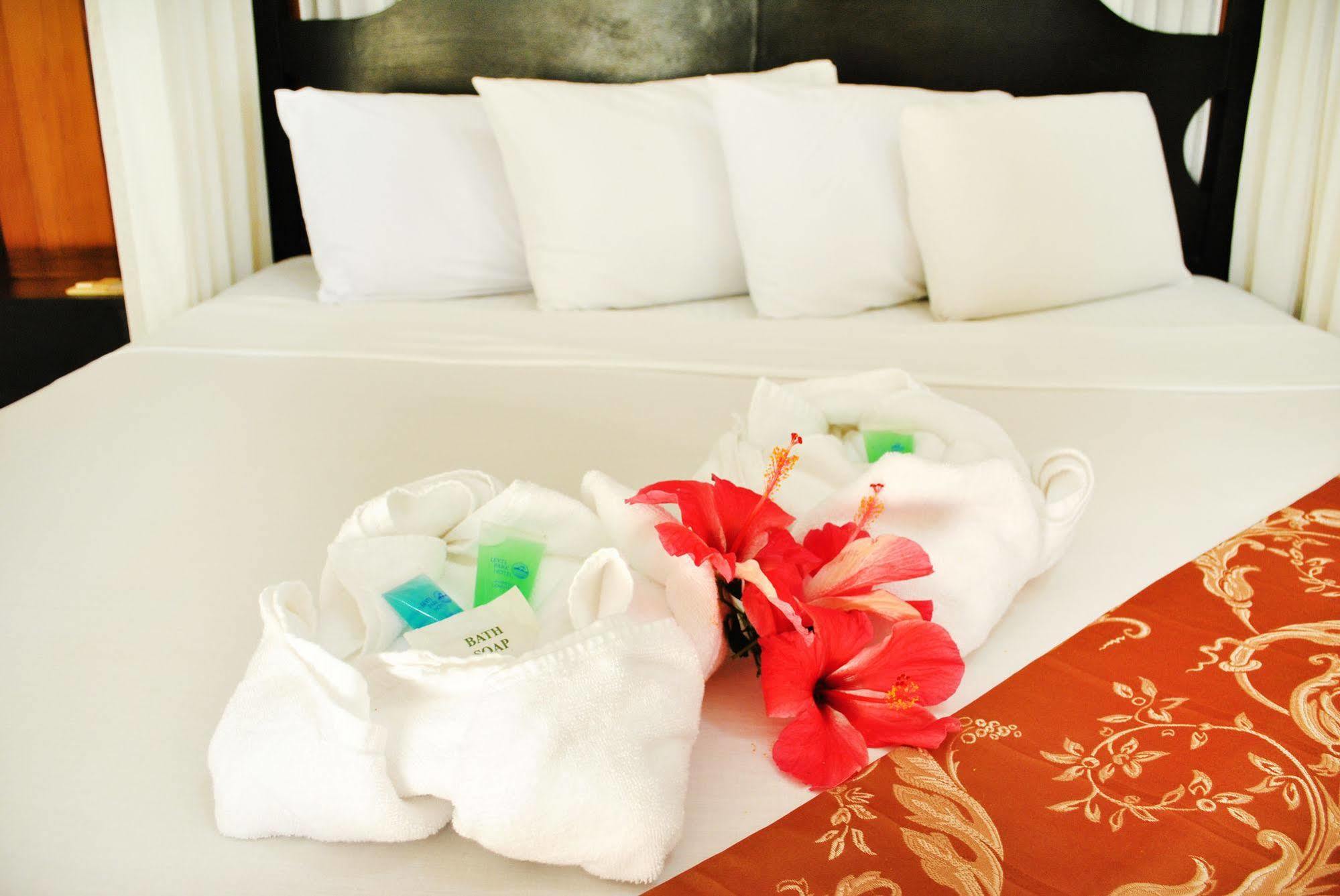 Leyte Park Resort Hotel Tacloban Eksteriør bilde