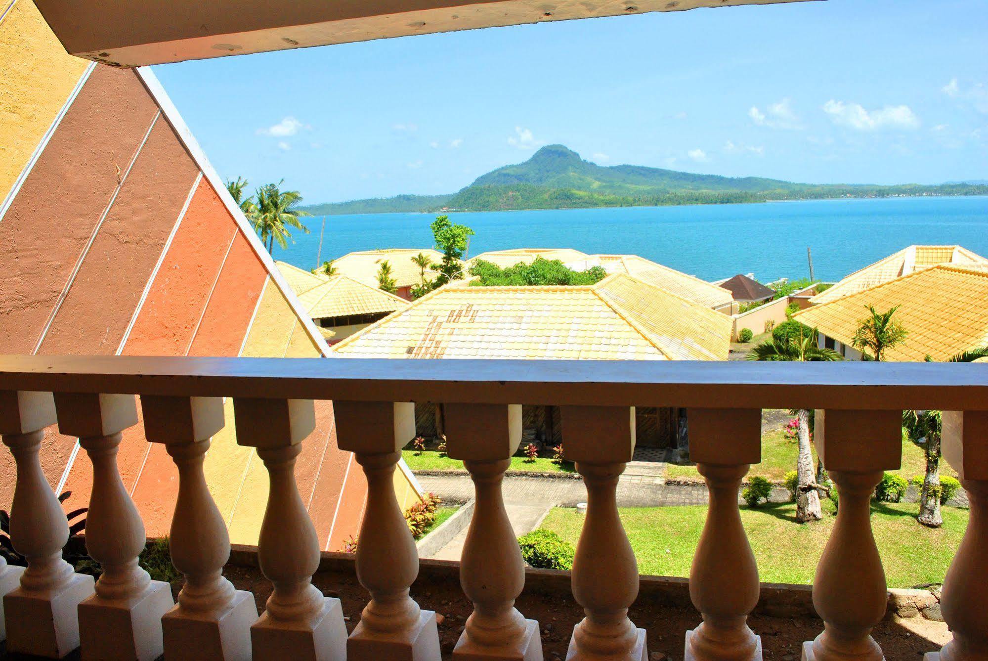 Leyte Park Resort Hotel Tacloban Eksteriør bilde