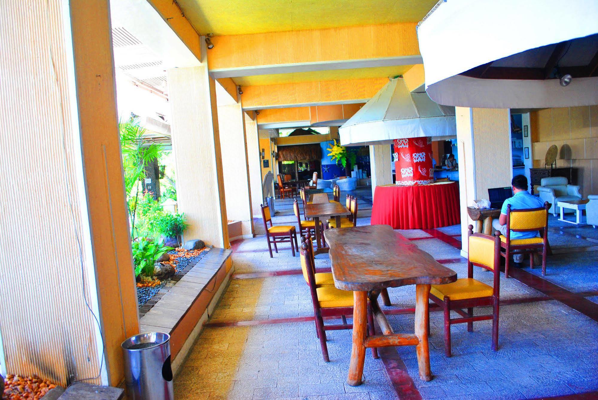 Leyte Park Resort Hotel Tacloban Eksteriør bilde