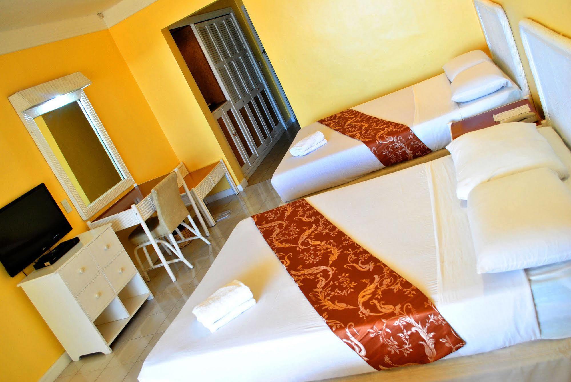 Leyte Park Resort Hotel Tacloban Eksteriør bilde